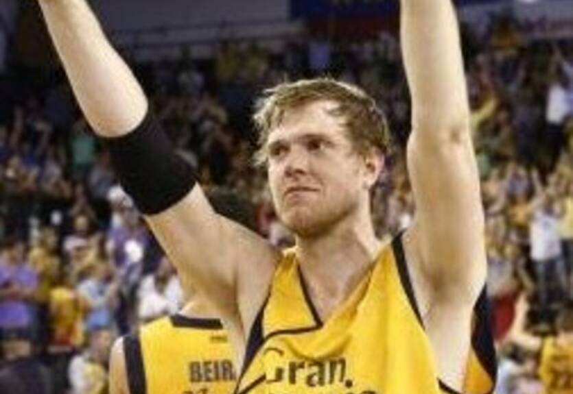 Барселона подписала Си-Джея Уоллеса