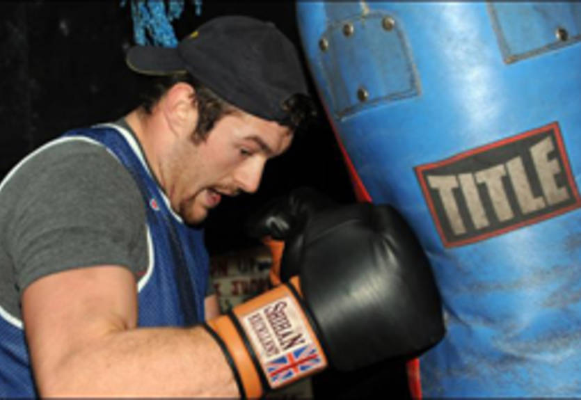 Соперником Фьюри станет Ларсен