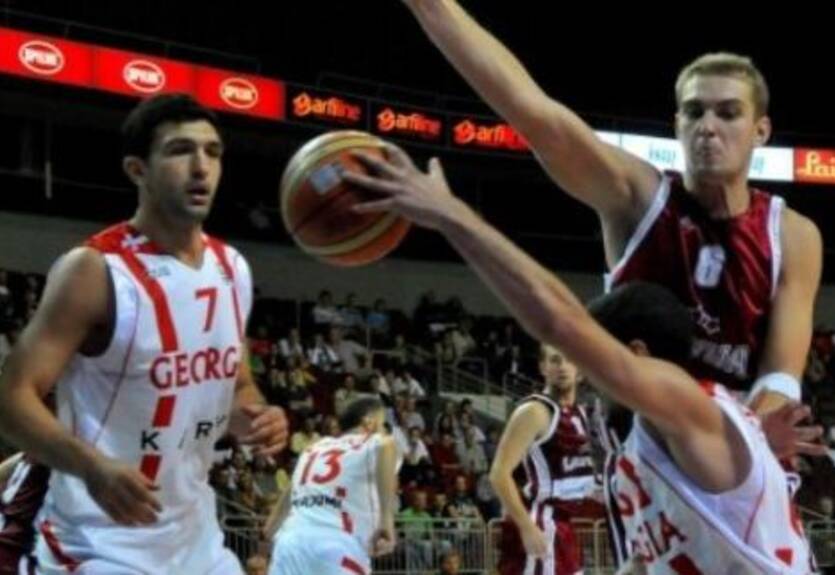 Товарищеский матч. Пачулия обыгрывает Латвию