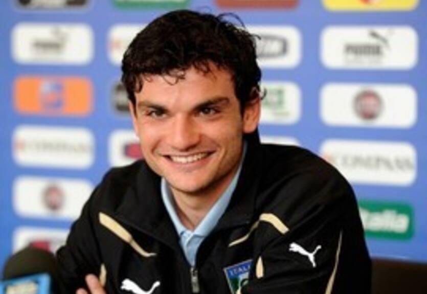 Кальяри вступил в борьбу за Пароло