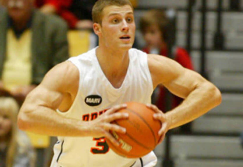 Арис подписал студента Принстона