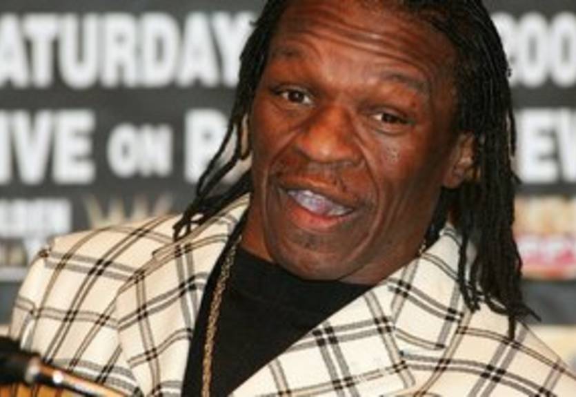 Мейвезер-старший: "Слышал, что Де Ла Хойя собирается возобновить карьеру"