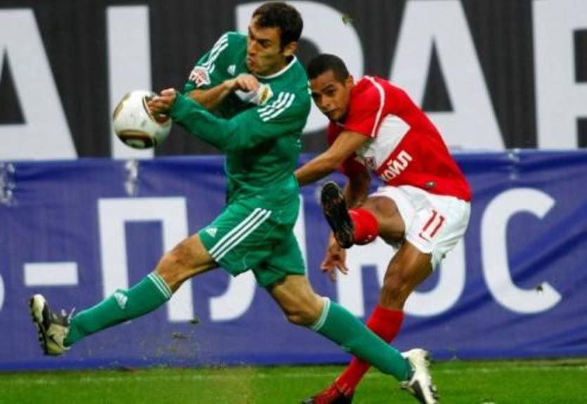 Зенит не спешит догонять ЦСКА, Спартак громит Анжи + ВИДЕО