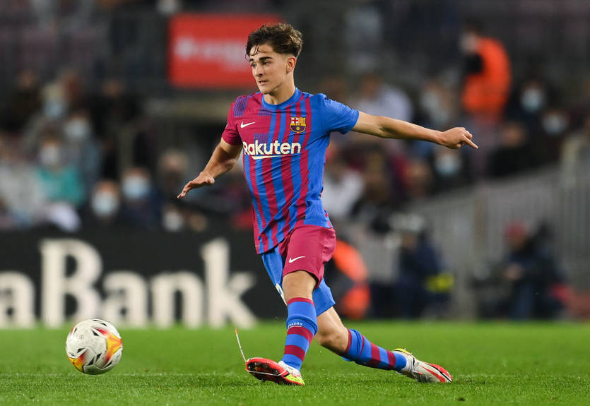 Барселона намерена продлить контракт с юным талантом