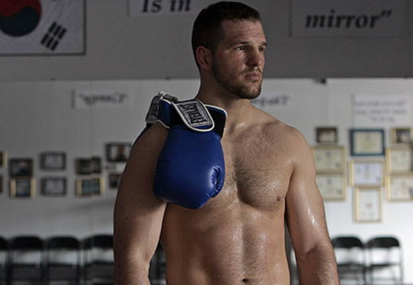 Хэмилл завершил карьеру в ММА