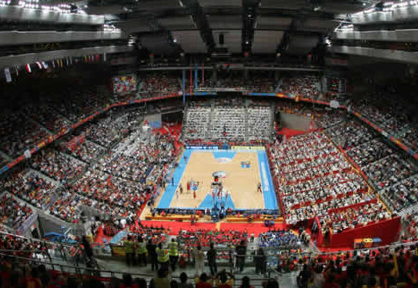 Реал сменит арену