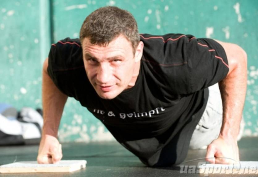 Кличко  жертвует Адамеком ради Тимошенко