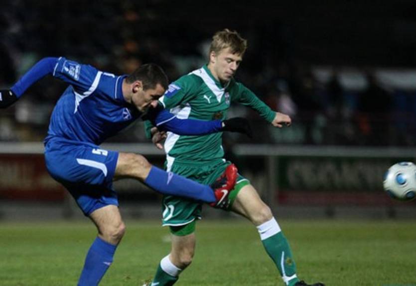 Таврия и Оболонь играют в сухую ничью