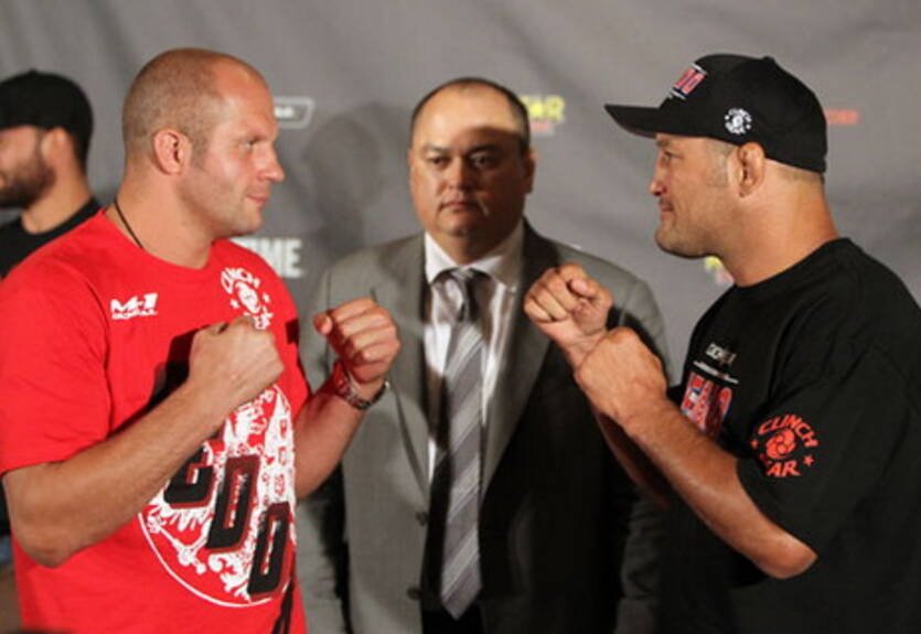 Емельяненко-Хендерсон. Онлайн