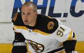 НХЛ. Бостон: Савар пропустит тренировочный лагерь