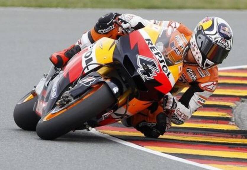 MotoGP. Хонда может "отцепить" Довициозо и Симончелли