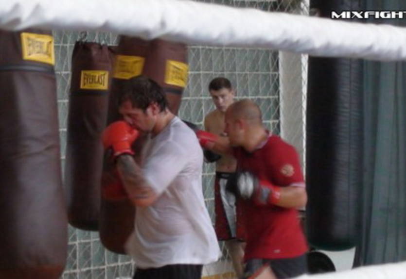 Братья Емельяненко на сборах. ФОТО