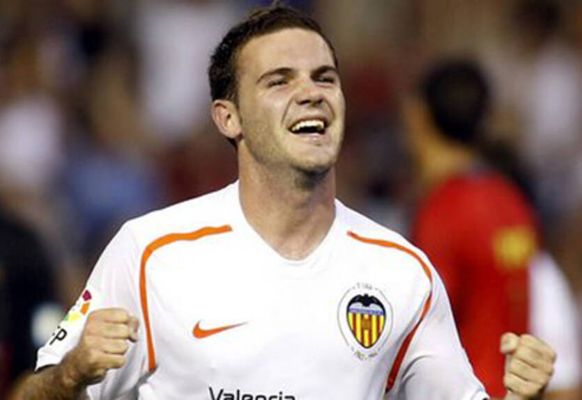 Валенсия намерена сохранить Мату