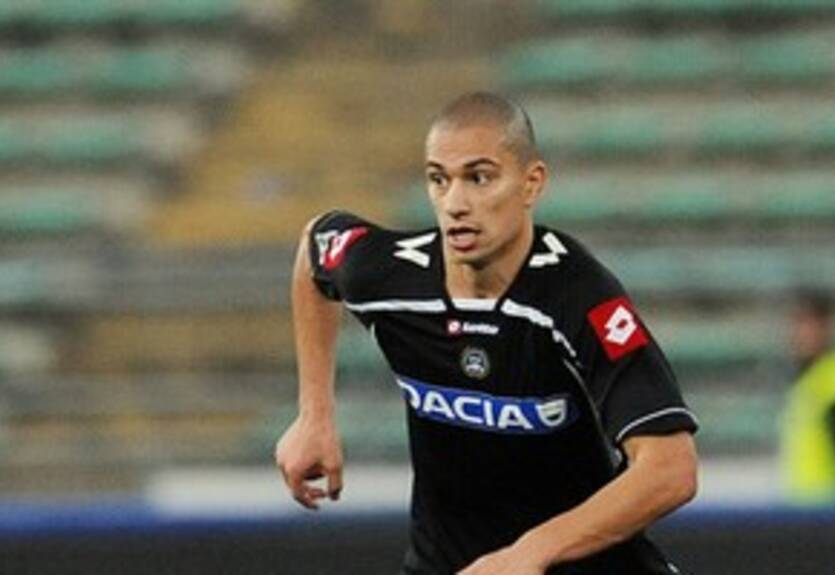 Инлер отдаляется от Наполи