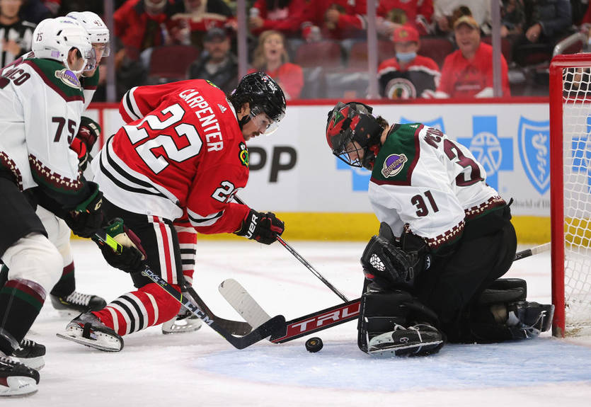 НХЛ: Вашингтон вырвал победу у Коламбуса, Аризона уступила Чикаго