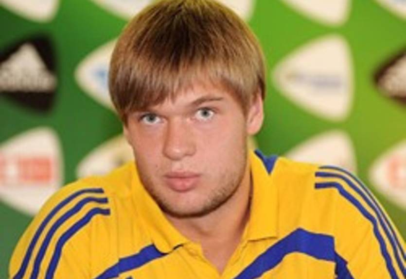 Петров остается в Кривбассе, Логинов едет в Литву