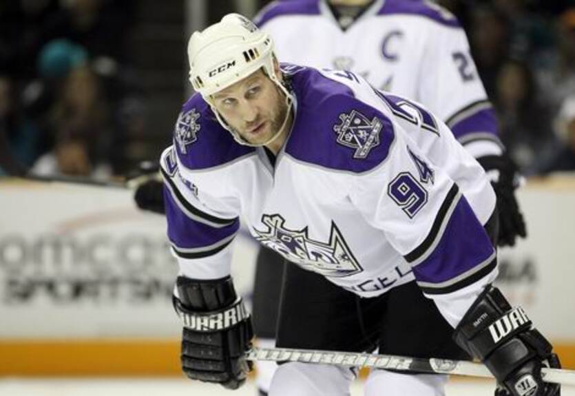 НХЛ. Калгари интересен Райан Смит