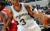 Сан-Антонио может обменять Хилла на выбор в первом раунде
