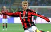 Милан отдал хавбека в Дженоа