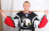 КХЛ. Попов продлил контракт с Трактором