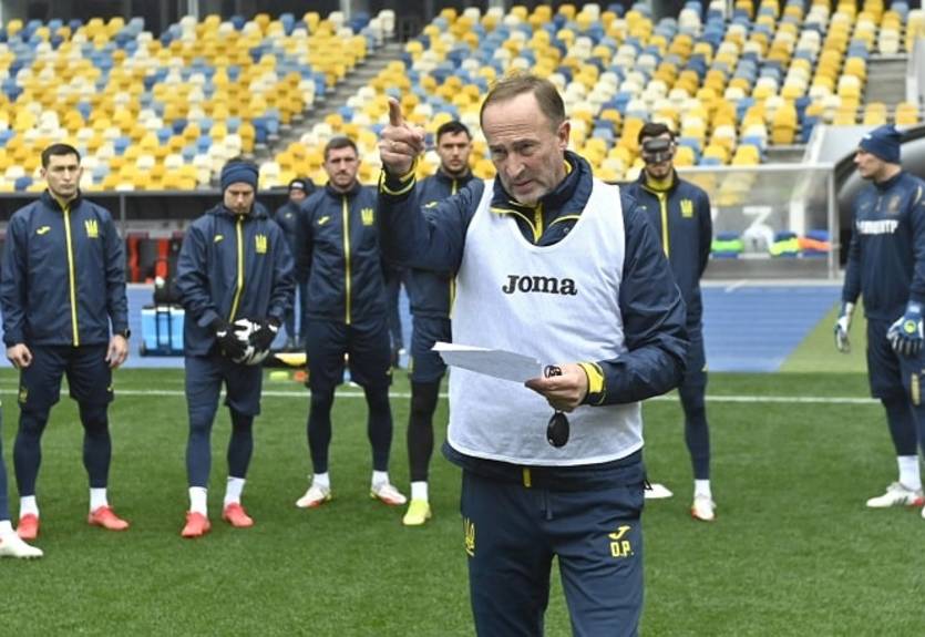 Сборная Украины провела финальную тренировку перед вылетом в Сараево