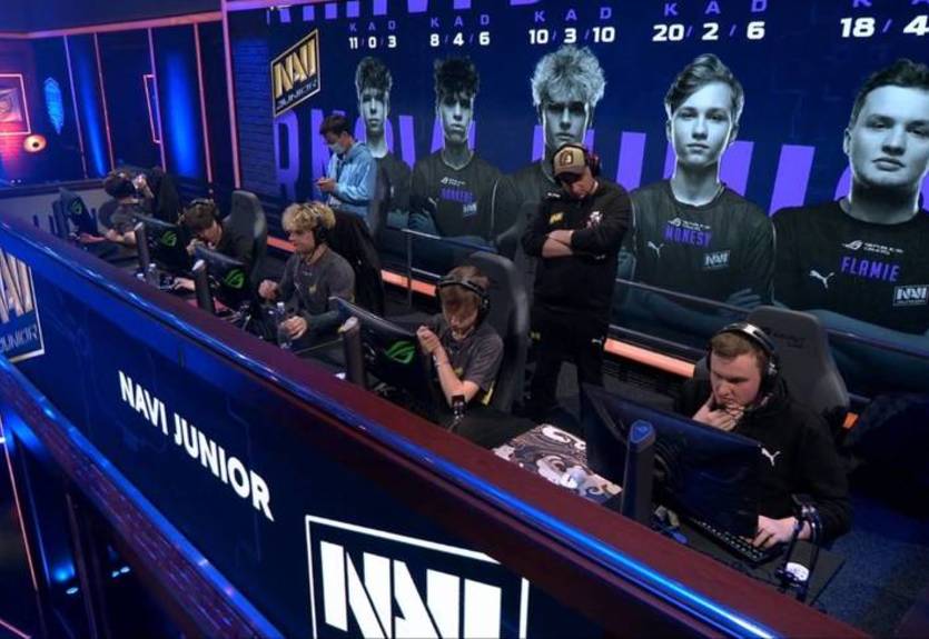 NaVi Junior проиграли в финале WePlay Academy League