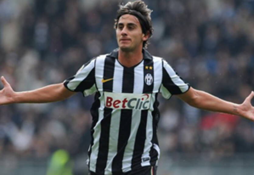 Будущее Аквилани остается туманным