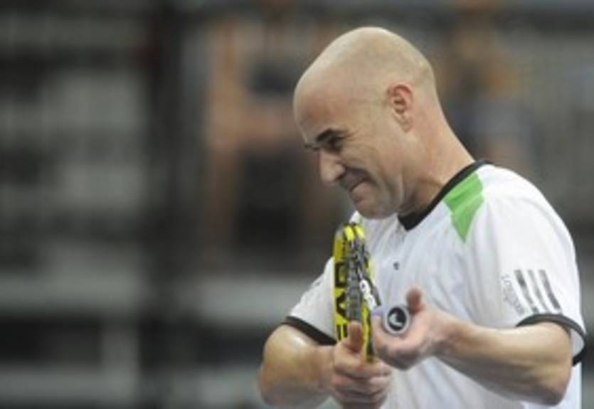 Агасси: "Мюррею необходим постоянный тренер"