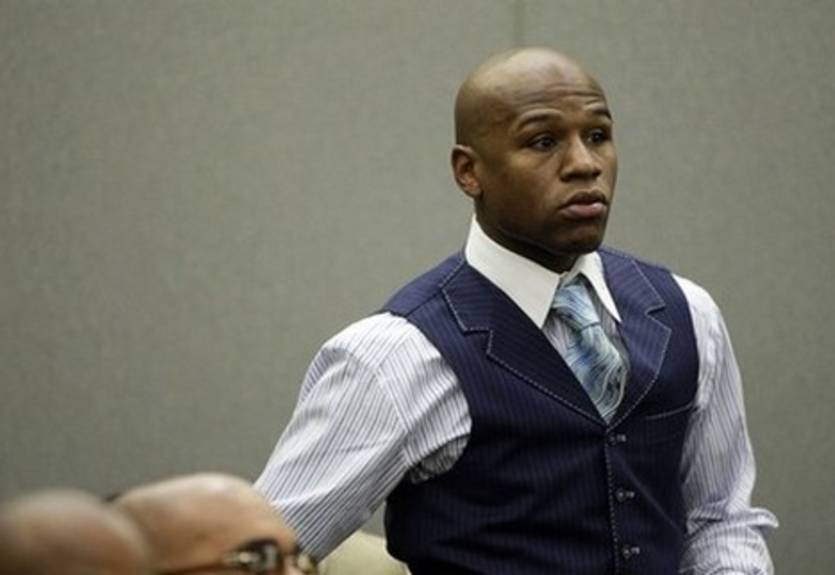 Мейвезер может получить 40 миллионов за бой с Ортисом