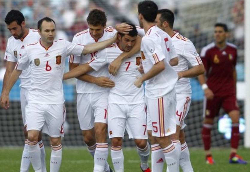 Ирландия бьет Италию, дежурная победа Испании + ВИДЕО