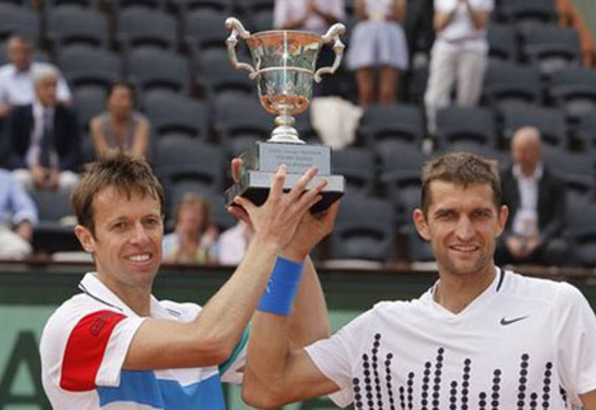 Нестор и Мирный стали победителями Ролан Гаррос-2011