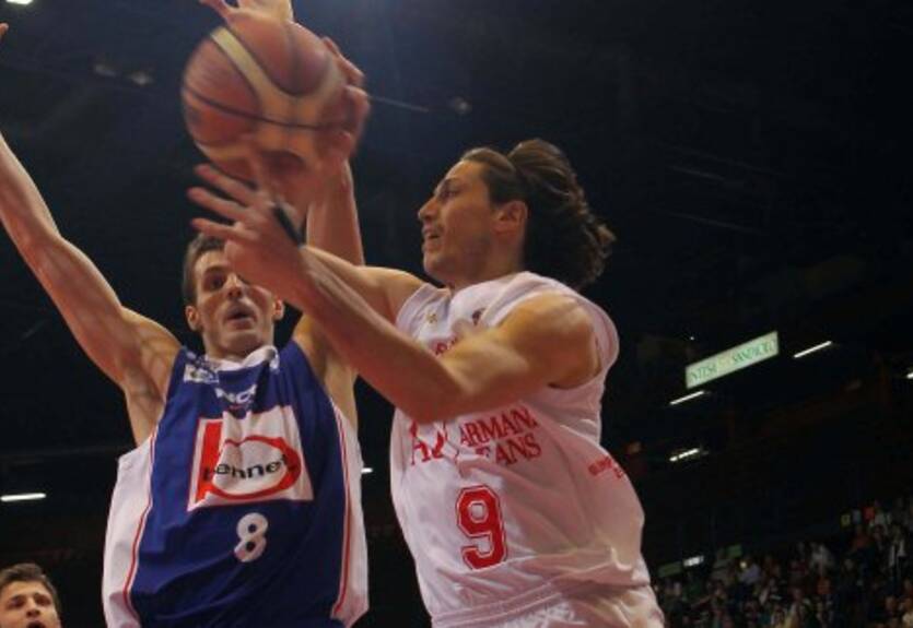 Лига А. Маркоишвили сильнее Печерова в первом матче