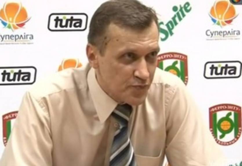 Большаков: "Как можно за три минуты отдать три передачи сопернику?!"