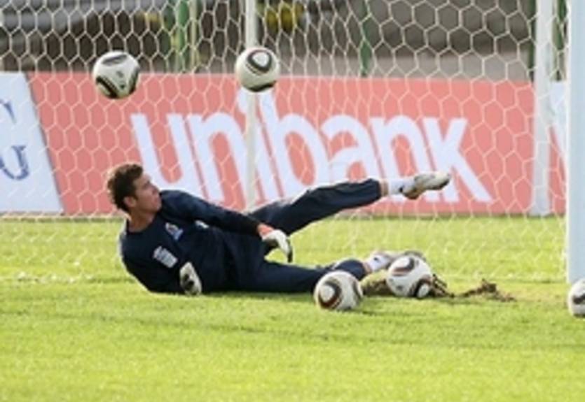 Карпаты нацелились на еще одного голкипера?