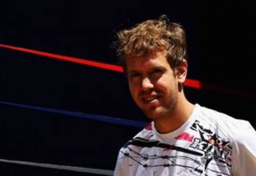 Феттель прокомментировал новый контракт Алонсо