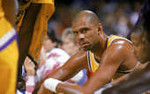 Легенда Лейкерс хочет себе памятник