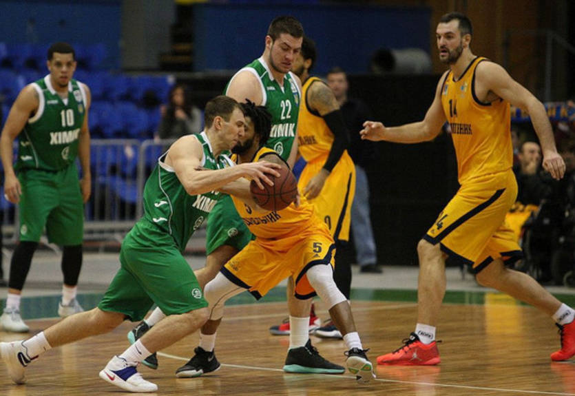 Суперлига: Будивельник обыграл Химик, Мавпы уступили Одессе