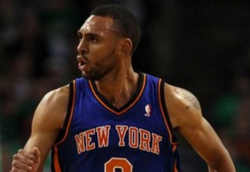 Форвард Никс перенес операцию