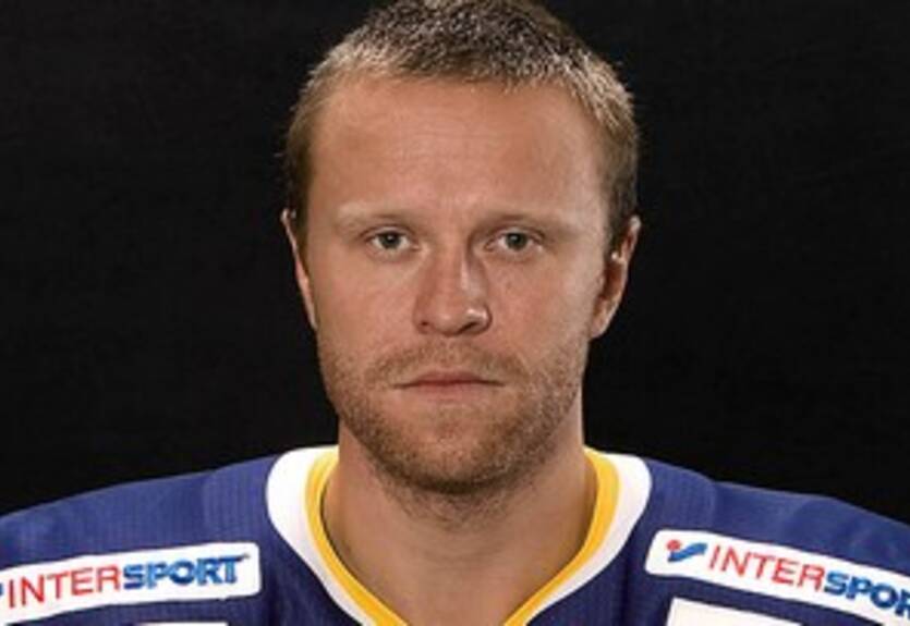 КХЛ. Защитник сборной Швеции сменил прописку в КХЛ