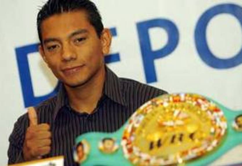 Михарес вынужден искать нового противника