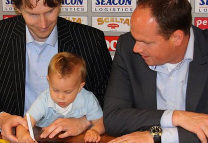 Голландский клуб подписал полуторагодовалого таланта