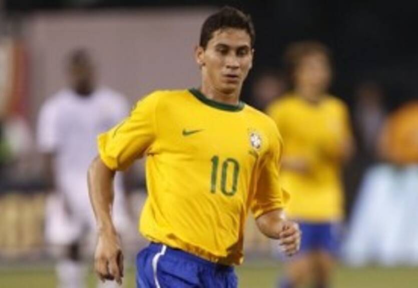 Милан: начались переговоры по Гансо