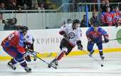 Чемпион Украины уступает сборной МХЛ + ВИДЕО