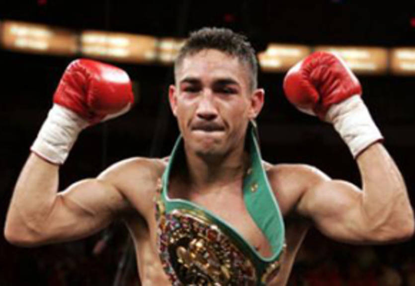 Бой Сото и Эстрады состоится в Мексике?