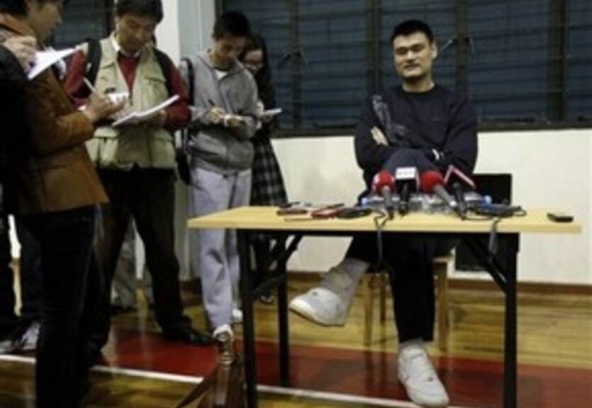 Яо Мин надеется остаться в Хьюстоне