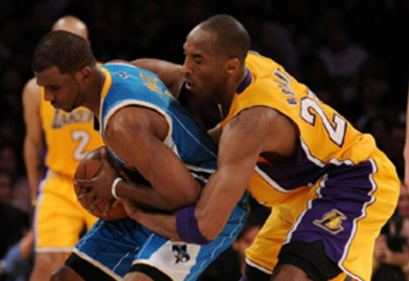 Пол: "Лейкерс пытались лишить меня пространства"