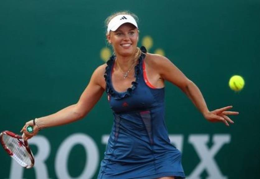 Штутгарт (WTA). Уверенный старт Возняцки и Звонаревой