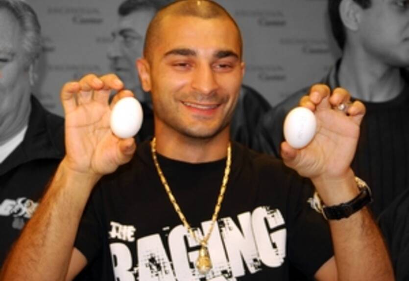 Дарчинян: "Перес ляжет в четвертом раунде"