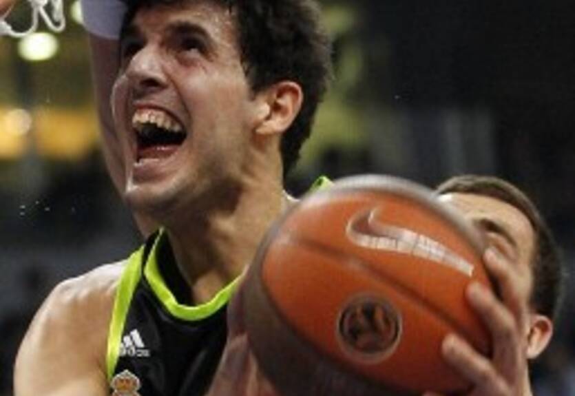 Реал продлевает своего таланта