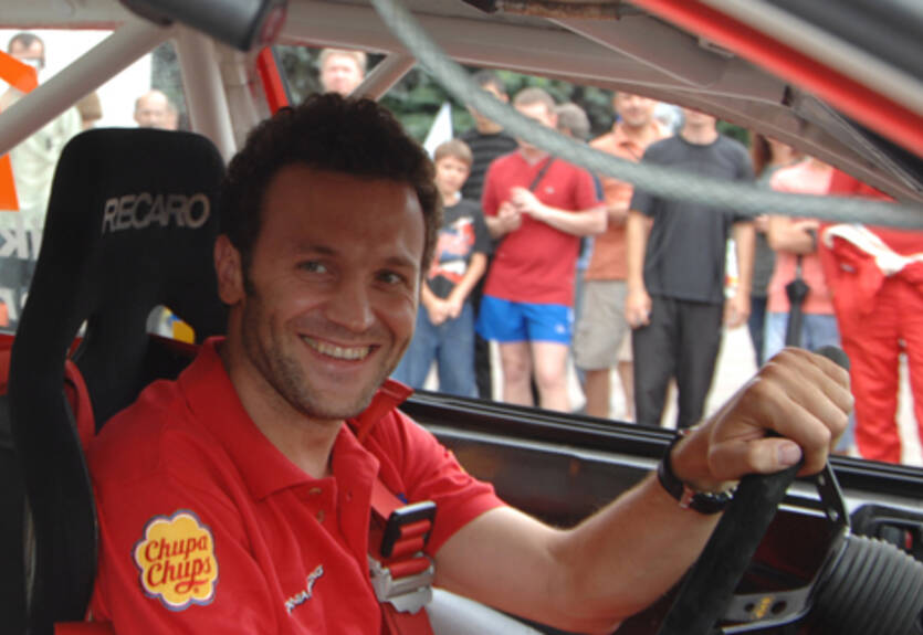 Алексей Кикирешко: "Управляю автомобилем на уровне ощущений"